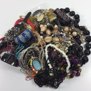 Costume Jewelry 4 lbs Lot Vintage Modern Wearable